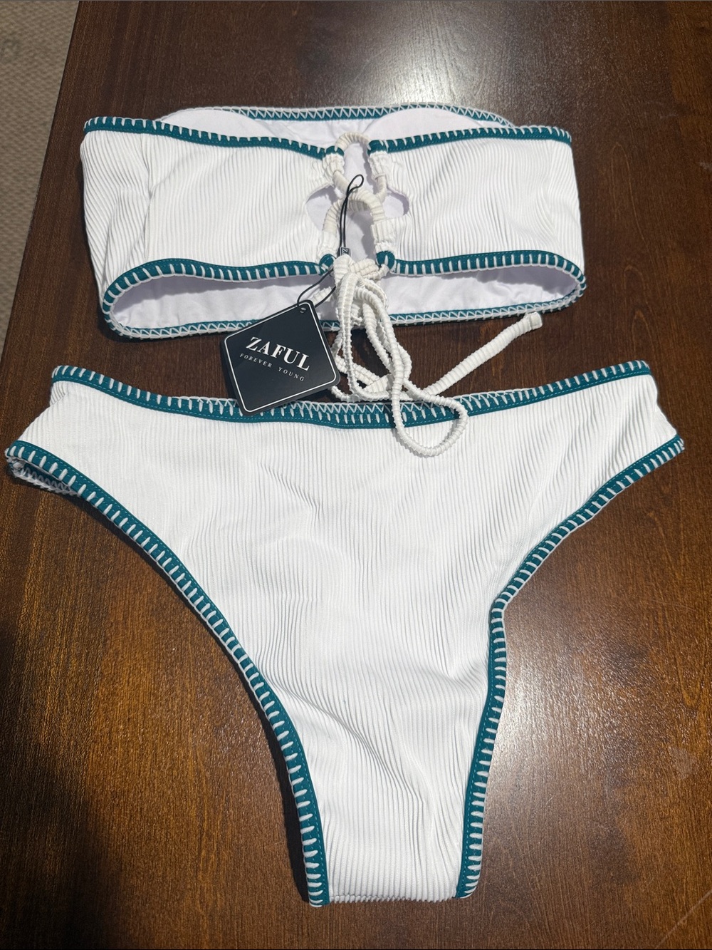 Zaful White Ribbed Bandeau Bikini with Teal-Trim - Picture 3 of 3